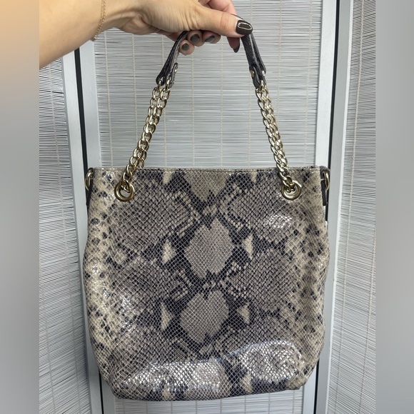 Michael Kors Jet Set Chain Snakeskin Print Bag - Picture 1 of 11